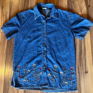 Vintage denim button up Tshirt embroidered flowers floral shirt cottagecore